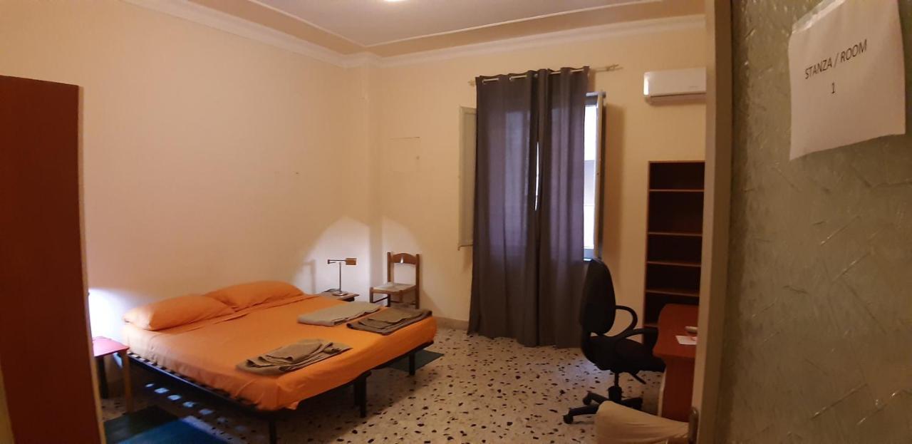 Stanza Privata In Appartamento Per Smart Working, Digital Nomads O Coliving Palermo Dış mekan fotoğraf